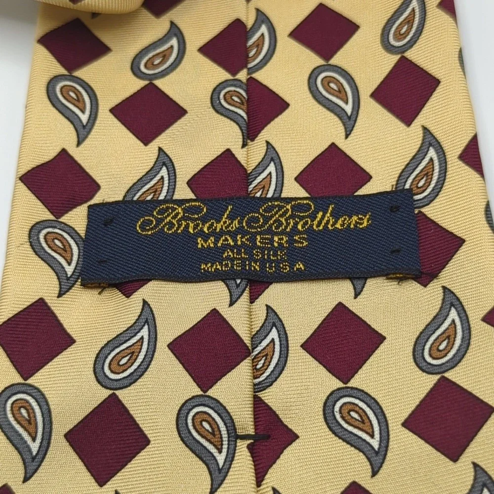 Brooks Brothers Makers and‎ Merchants Silk Men's Neck Tie USA